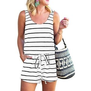 Woman’s Scoop Neck Romper with pockets